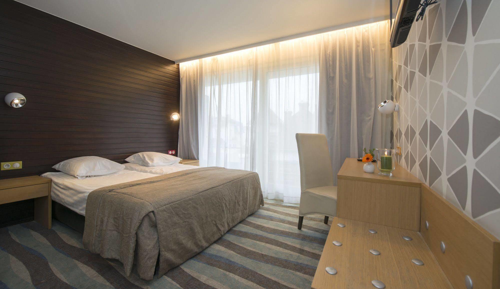 Hotel Maxim De Panne Luaran gambar